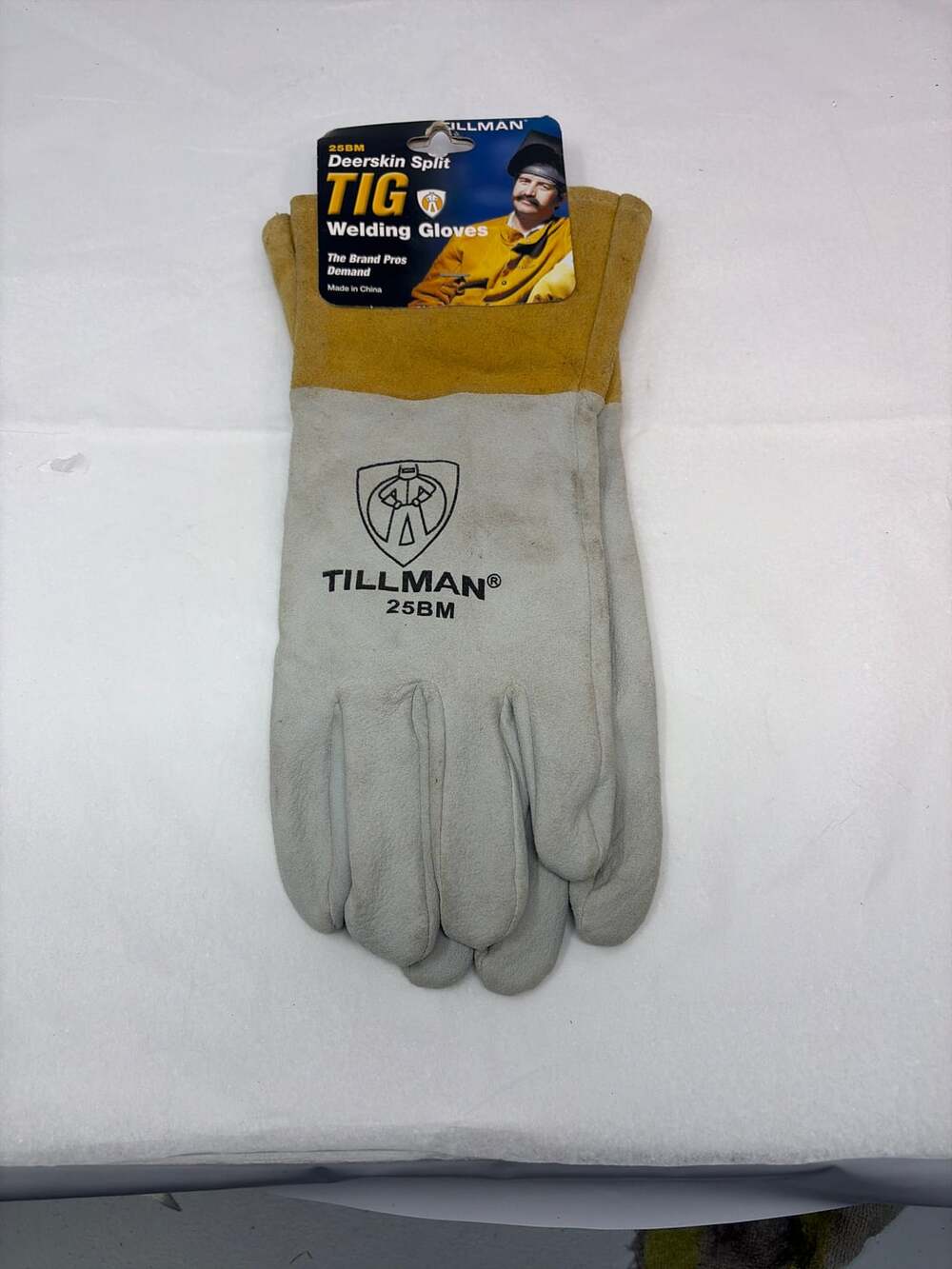 Tillman 25BMDeerskin MIG Welding Gloves, Tan/White, med - New